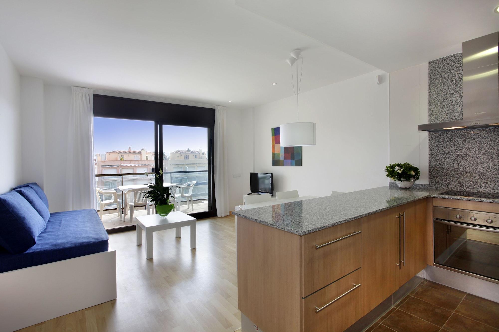 ปิแยร์ แอนด์ วาก็องซ์ เอมปูเรียบราวา มารีนา Apartment เอมปูเรียบราบา ห้อง รูปภาพ