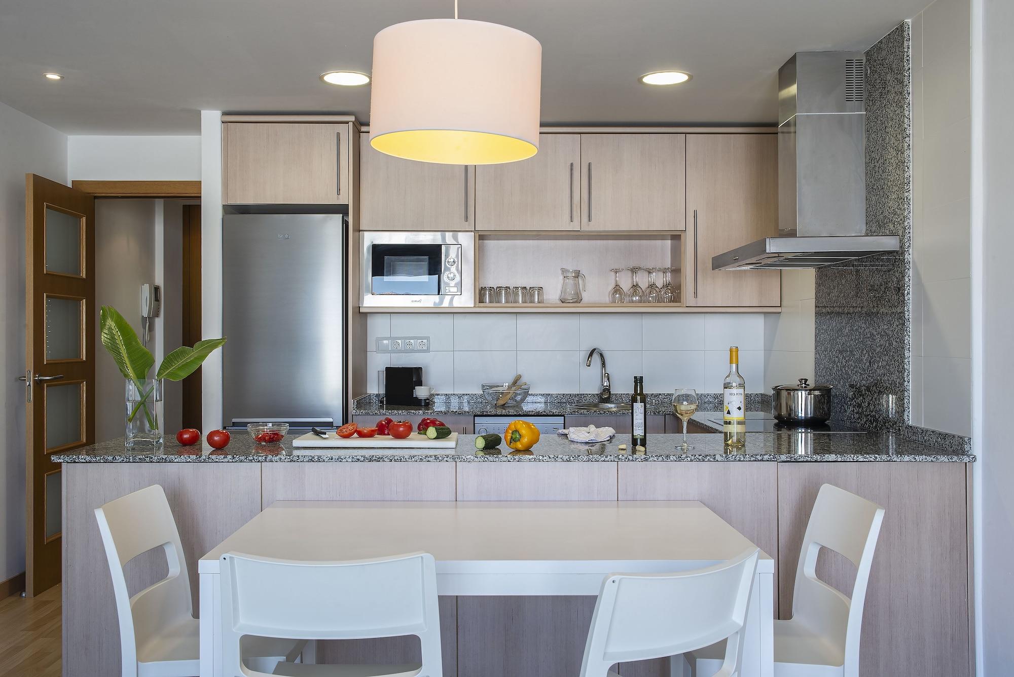 ปิแยร์ แอนด์ วาก็องซ์ เอมปูเรียบราวา มารีนา Apartment เอมปูเรียบราบา ภายนอก รูปภาพ