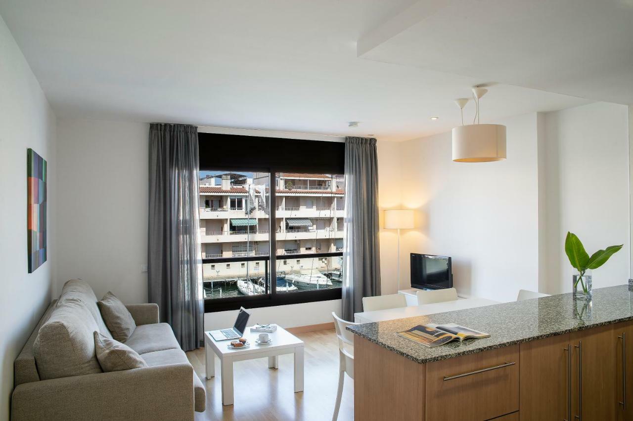 ปิแยร์ แอนด์ วาก็องซ์ เอมปูเรียบราวา มารีนา Apartment เอมปูเรียบราบา ภายนอก รูปภาพ